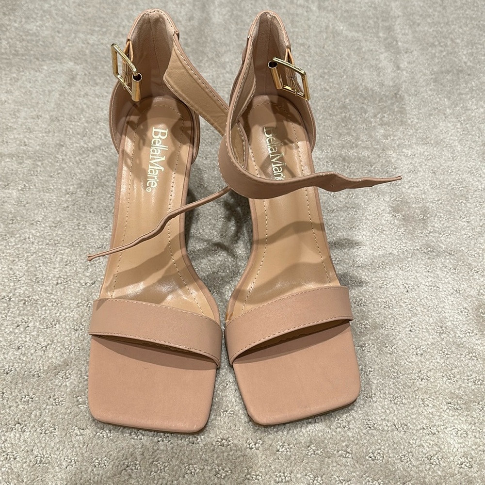 Nude Planck square toe heel
